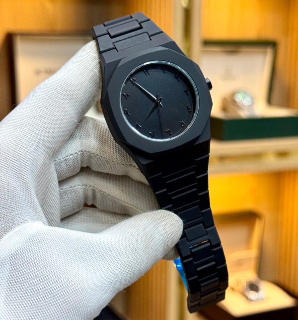 Full Black Aura Quartz Watch – Lightweight Design, , Premium Quality & Finish – Best Quality Analog Watch For Boys – Watch For Men | Full Black Color Watch – With Box